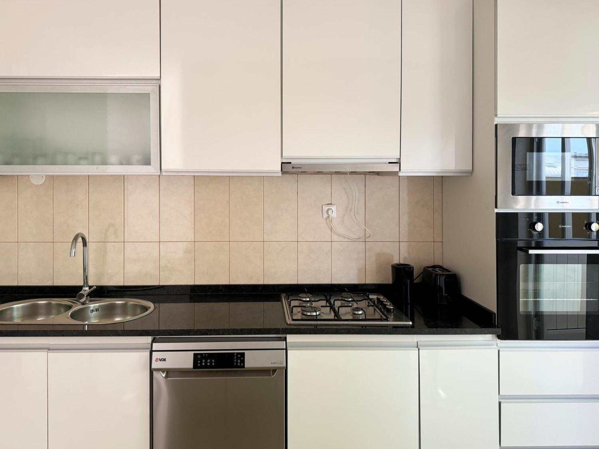 3 Bedroom Apt, Free Wifi & Ac, Cidadela - Lcgr ปรายา ภายนอก รูปภาพ